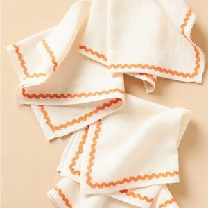 Chan Luu Linen Napkins Set/4 NWT